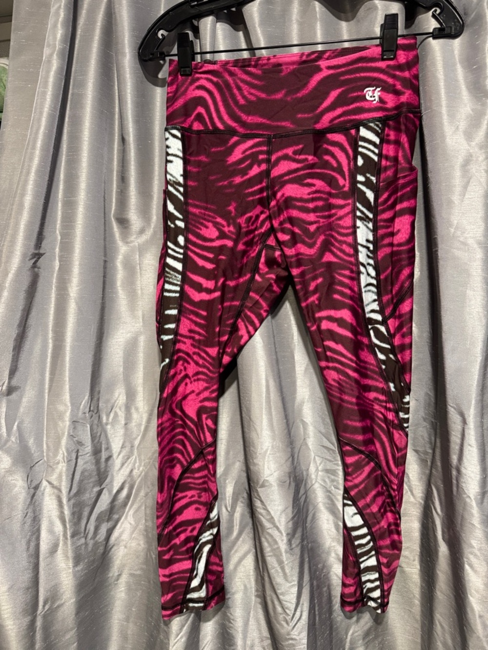 Twin Fantasy by R13 Magenta Tiger Leggings Sz Large fits like a medium